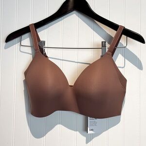 NWT nude Knix wing Woman Seamless Bra